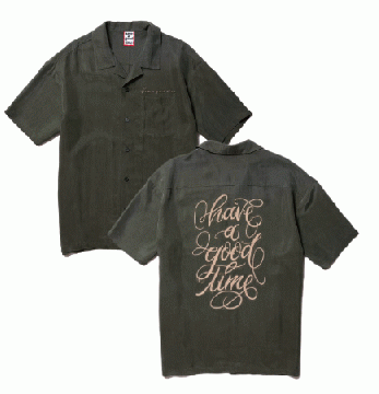SCRIPT LOGO EMBROIDERED RELAXED S/S SHIRT D.GREEN